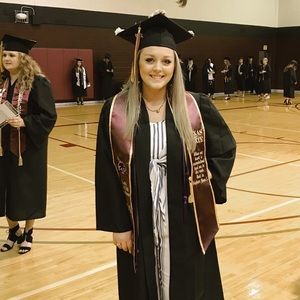 Meet your Posher, Brittney